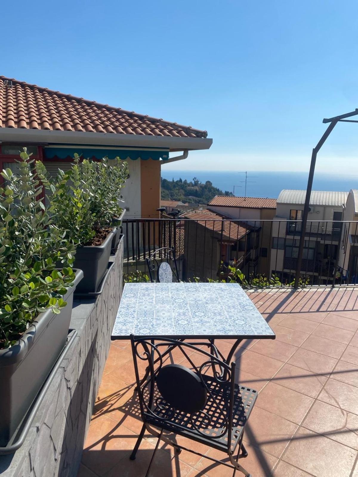 Villa Casa Vista Azzurra Aci Castello Exterior foto